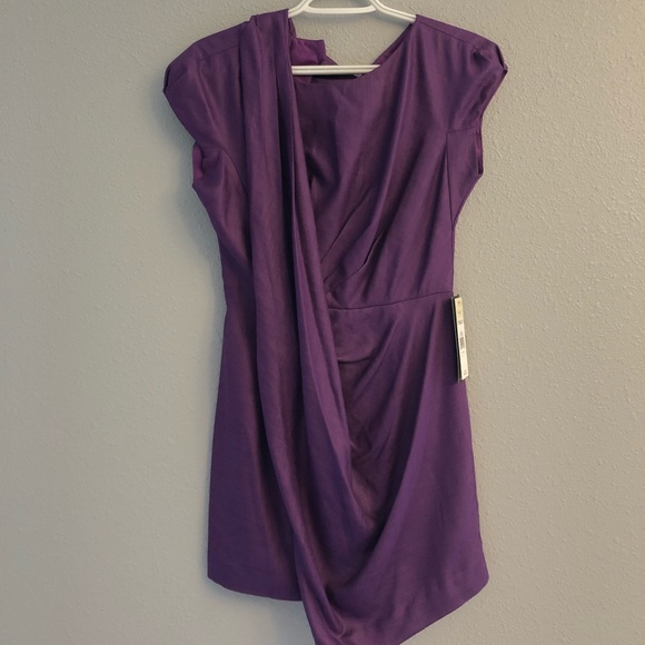 Dress - Picture 8 of 8